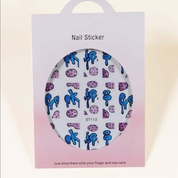 Chocolate Chip Cookies Press On Nail Decals - Picture 4 of 8